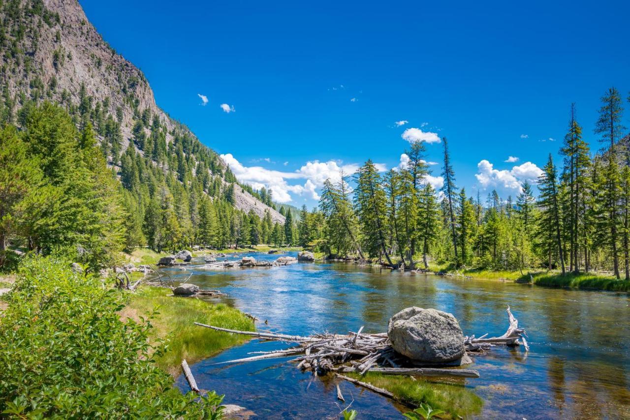 Under Canvas North Yellowstone - Paradise Valley Livingston Eksteriør bilde
