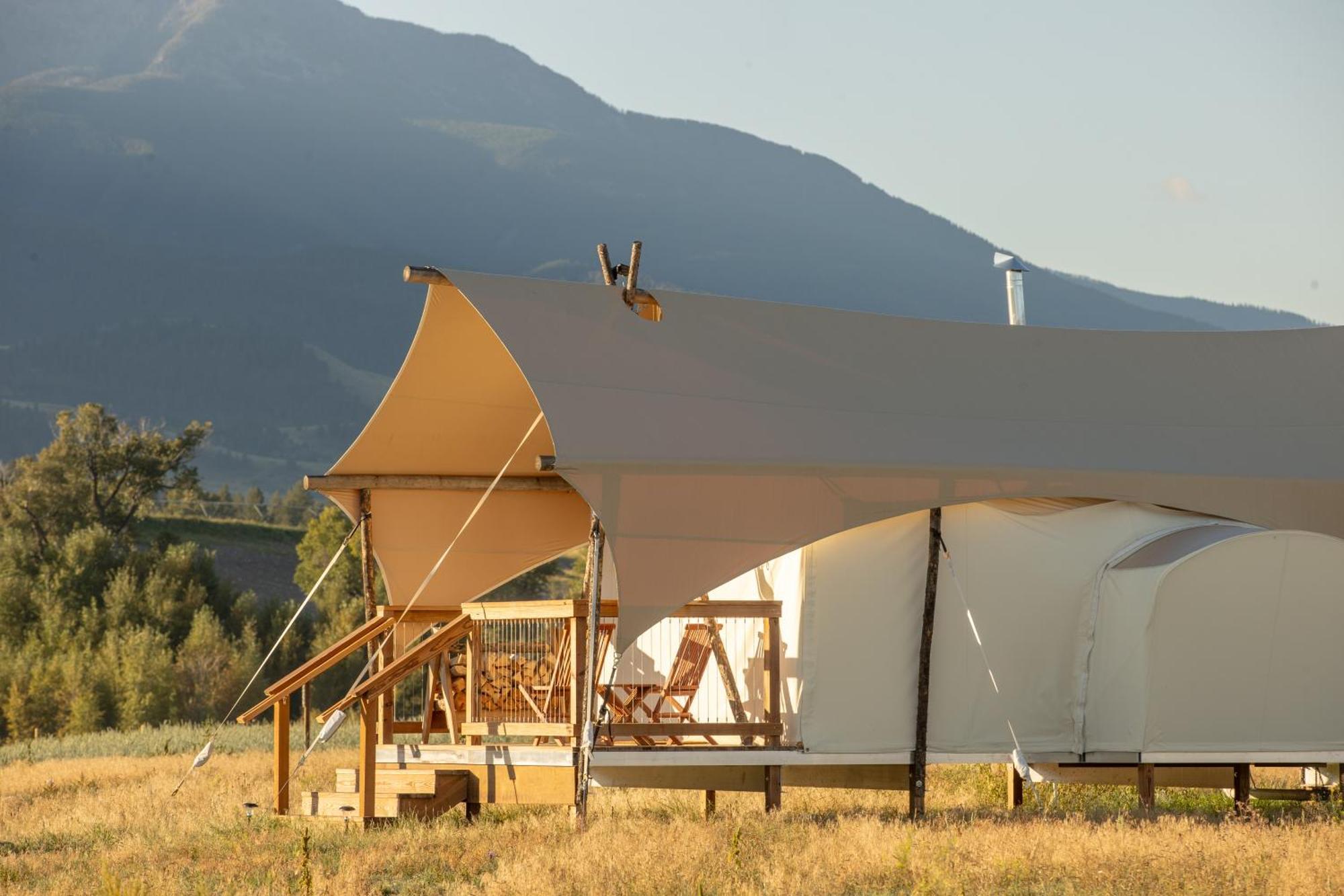 Under Canvas North Yellowstone - Paradise Valley Livingston Eksteriør bilde