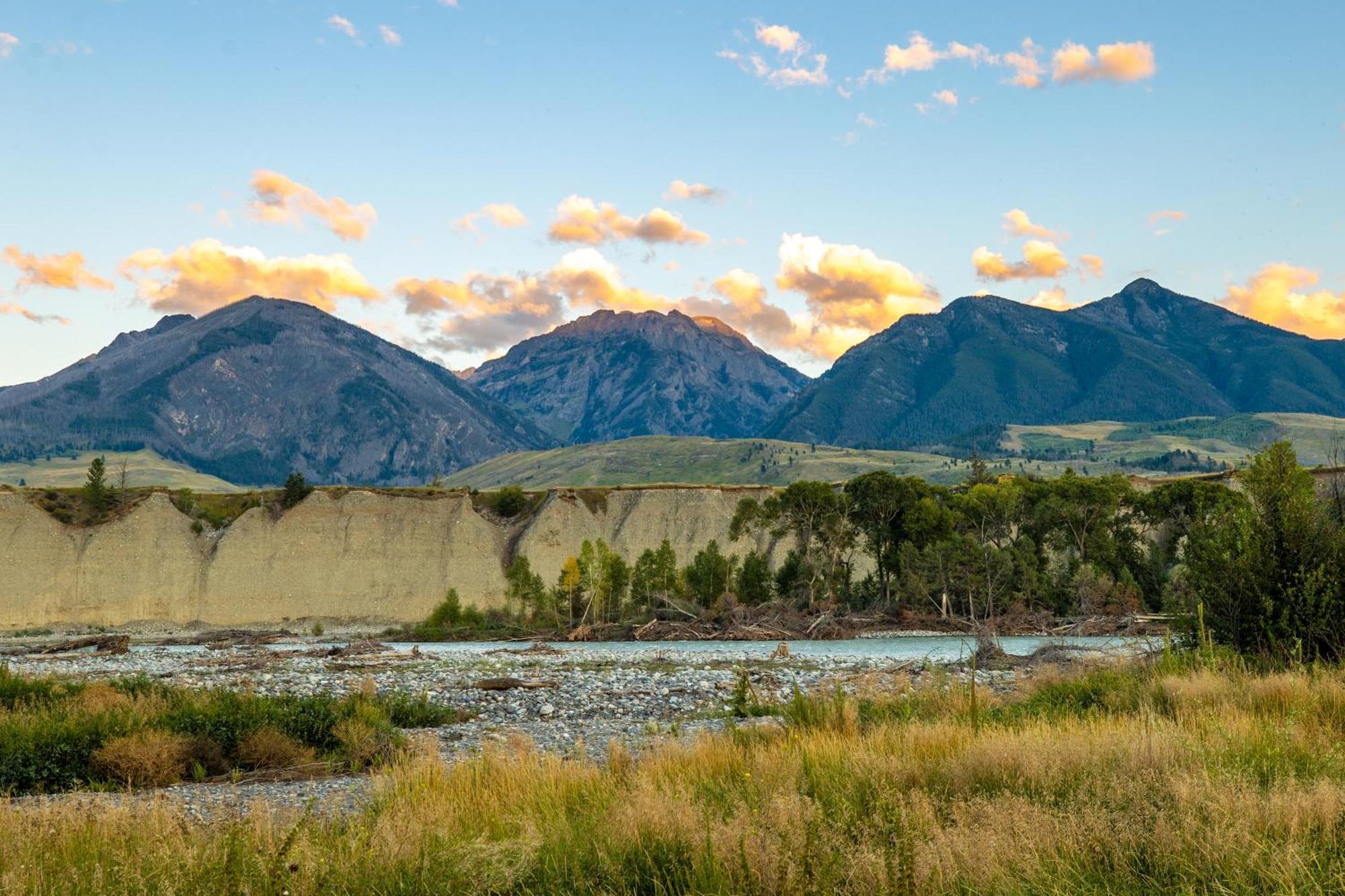 Under Canvas North Yellowstone - Paradise Valley Livingston Eksteriør bilde