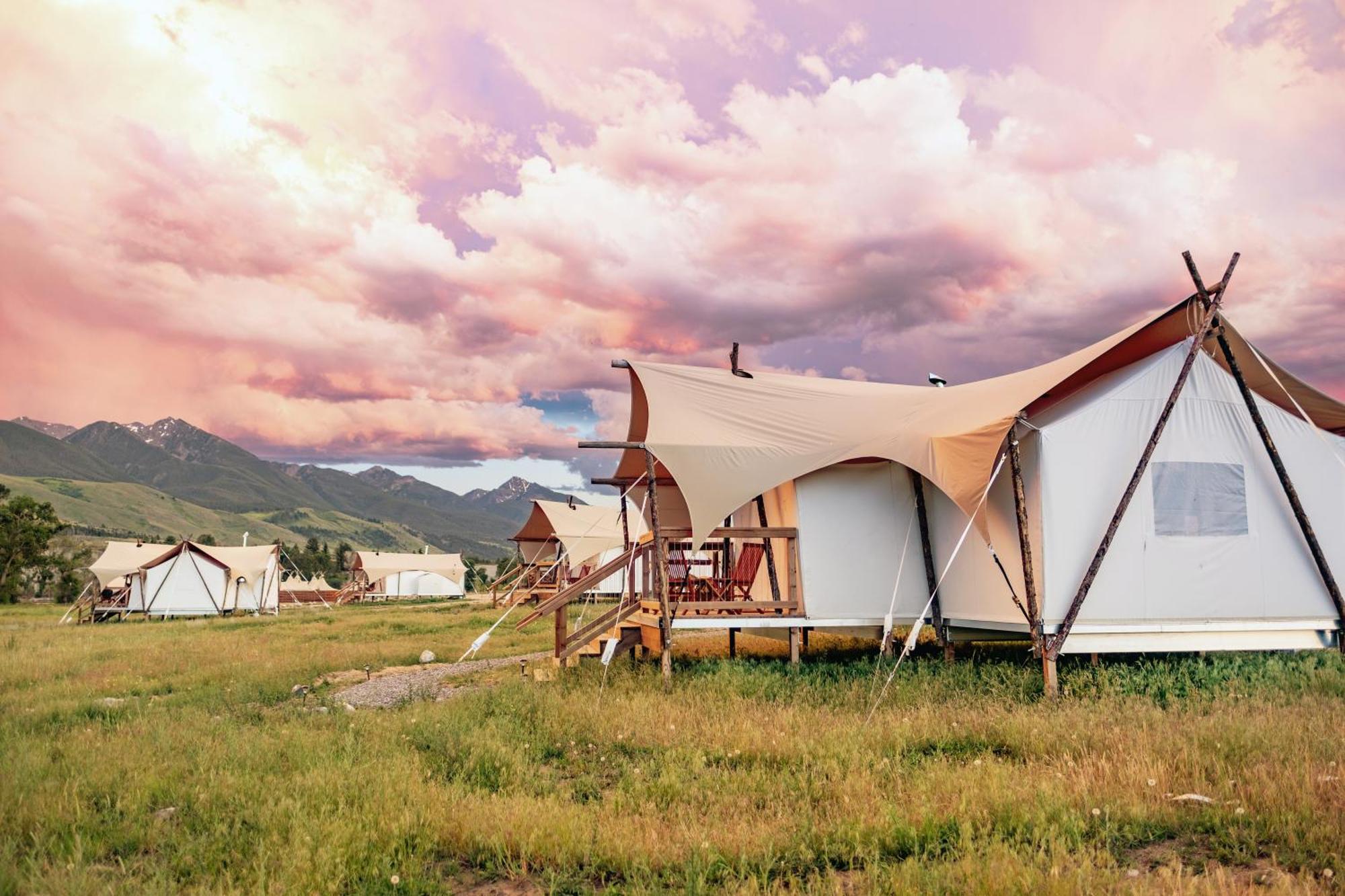Under Canvas North Yellowstone - Paradise Valley Livingston Eksteriør bilde